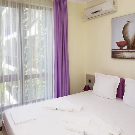 Mars In Tryavna Complex Święty Włas